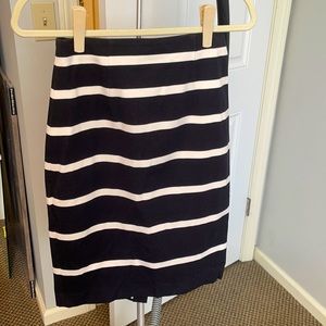 Banana Republic B&W Stripe Pencil Skirt